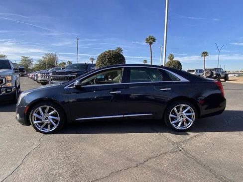 Used 2013 Cadillac XTS Platinum image 4