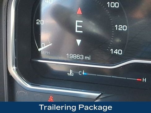 Used 2025 GMC Sierra 1500 AT4 w/ AT4 Premium Package AWD/4WD image 6