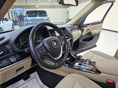 Used 2017 BMW X3 sDrive28i RWD image 19