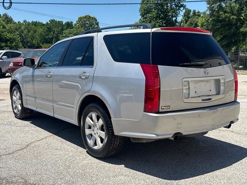 Used 2006 Cadillac SRX w/ Drivers Level One Package AWD/4WD image 4