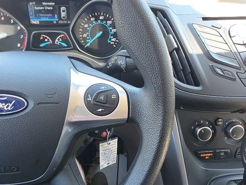 Used 2016 Ford Escape SE w/ SE Chrome Package FWD image 23