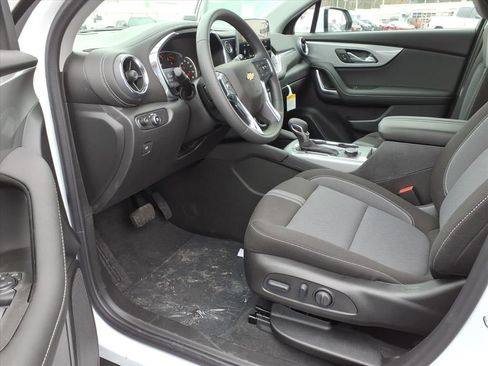 New 2026 Chevrolet Blazer LT image 11