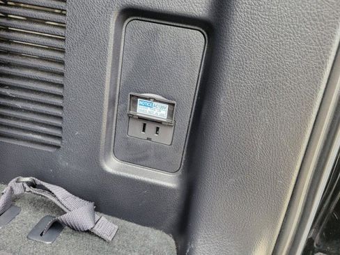 Used 2022 Lexus GX 460 Luxury w/ Off Road Package image 9