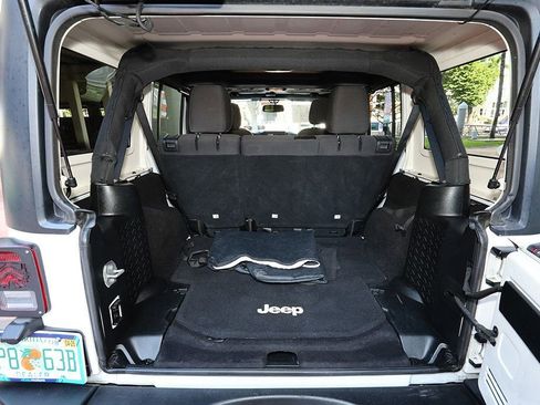 Used 2017 Jeep Wrangler Unlimited Sport w/ Quick Order Package 24S image 31