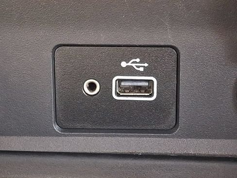Used 2025 Nissan Sentra S FWD image 27