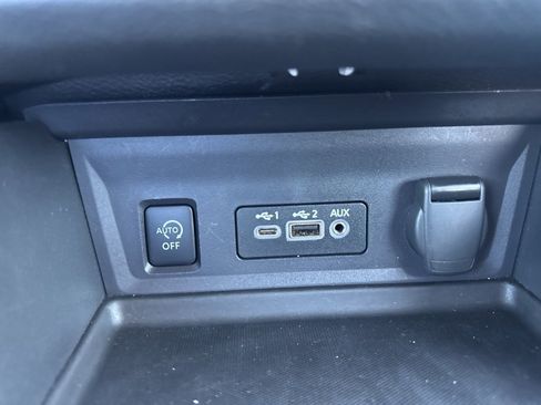 Certified 2024 Nissan Sentra SV image 18