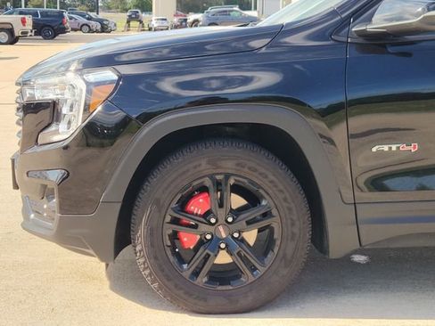 Used 2024 GMC Terrain AT4 w/ Infotainment Package II AWD/4WD image 8