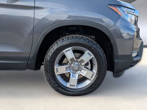 Used 2025 Honda Ridgeline RTL image 12