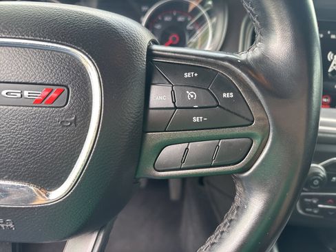 Used 2023 Dodge Charger SXT RWD image 21