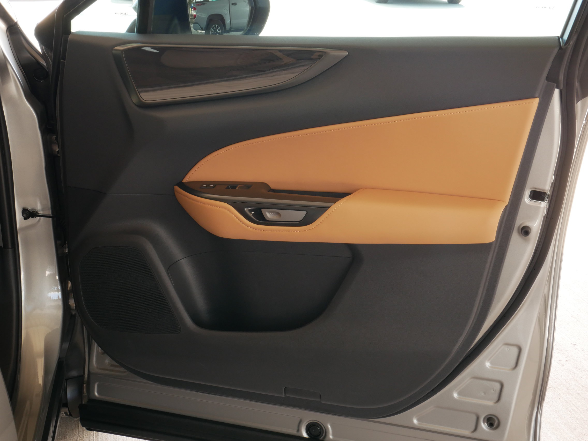 Certified 2026 Lexus NX 350 AWD w/ Accessory Package (2T) image 12