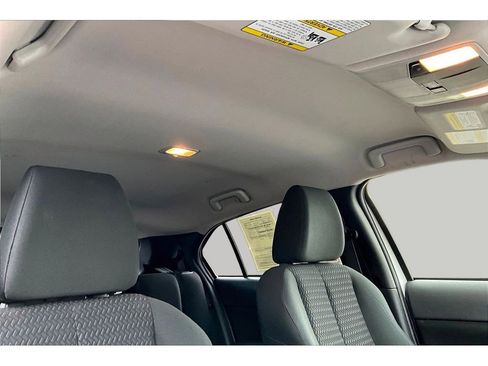 Used 2018 Mitsubishi Eclipse Cross ES FWD image 18
