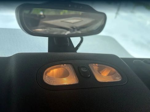 Used 2008 Pontiac G6 GT FWD image 30
