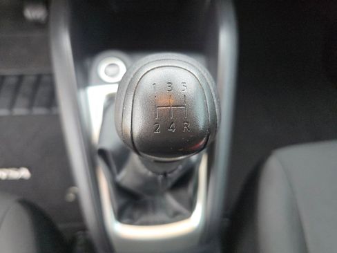 Used 2021 Nissan Versa S image 15