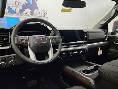 New 2026 GMC Sierra 2500 SLT w/ SLT Premium Package image 16