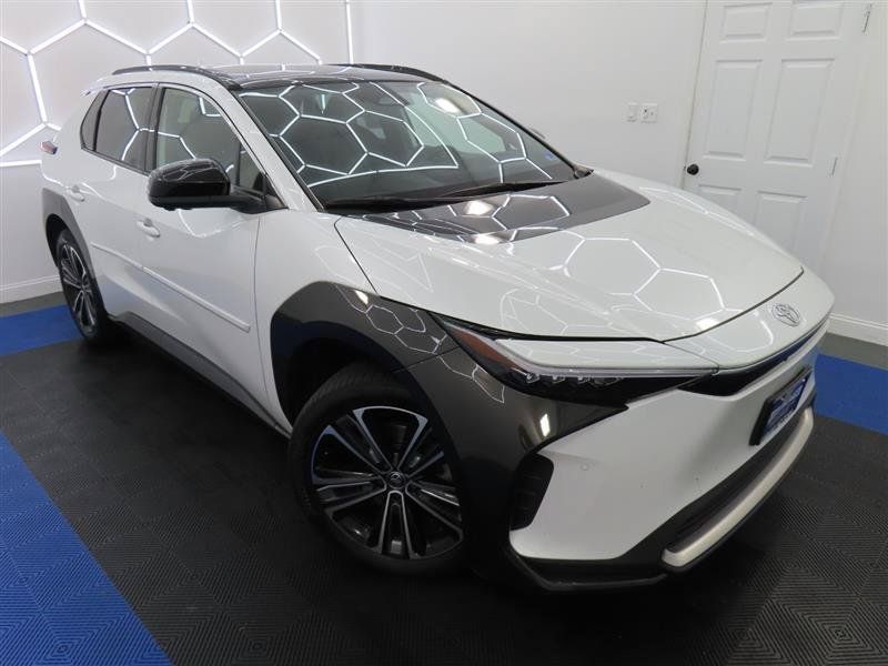 Used 2023 Toyota bZ4X AWD w/ Weather Package image 5