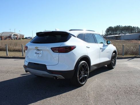 Used 2024 Chevrolet Blazer LT w/ Convenience Package image 17