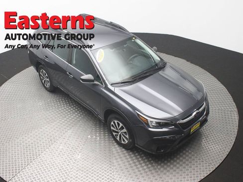 Used 2022 Subaru Outback AWD/4WD image 3
