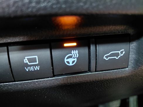 Used 2022 Toyota RAV4 Limited AWD/4WD image 25