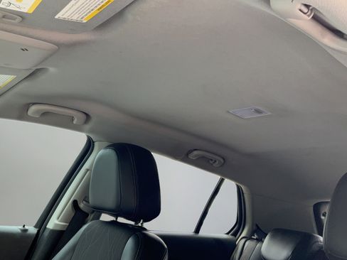 Certified 2022 Chevrolet Trax LT w/ Sport Edition FWD image 18