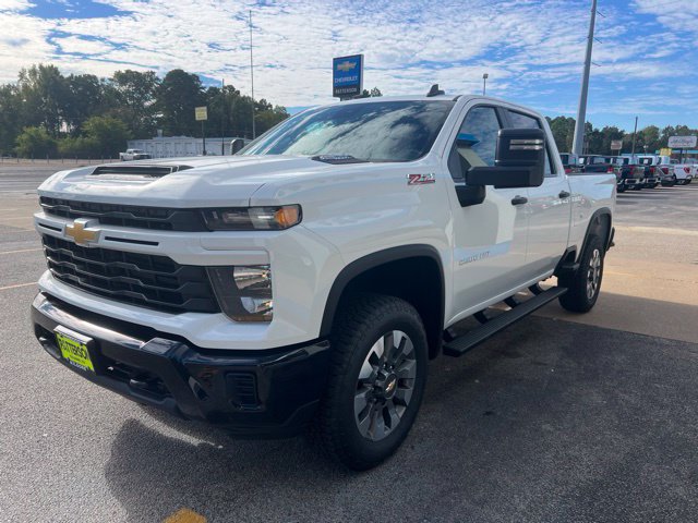 New 2026 Chevrolet Silverado 2500 Custom w/ Custom Convenience Package AWD/4WD image 5
