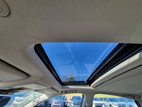 Used 2024 Honda Accord Touring image 25