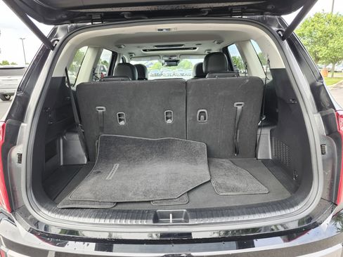 Used 2025 Kia Telluride S FWD image 25