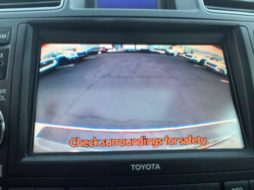 Used 2012 Toyota Highlander Limited w/ Tow Pkg AWD/4WD image 11