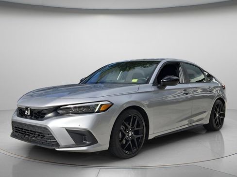 Used 2024 Honda Civic Sport image 9