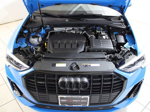 Certified 2022 Audi Q3 2.0T Premium Plus w/ Premium Plus Package image 18