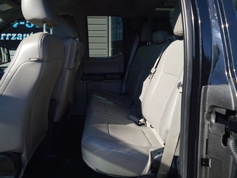 Used 2016 Ford F150 XL w/ Equipment Group 101A Mid AWD/4WD image 13
