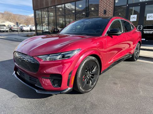 Used 2025 Ford Mustang Mach-E GT image 8