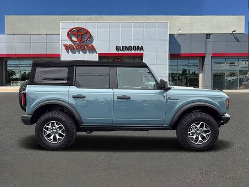 Used 2022 Ford Bronco Badlands image 2