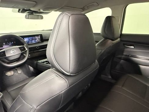 Used 2025 Nissan Murano SV FWD image 33