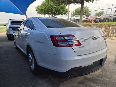 Used 2018 Ford Taurus SEL w/ Equipment Group 201A image 3