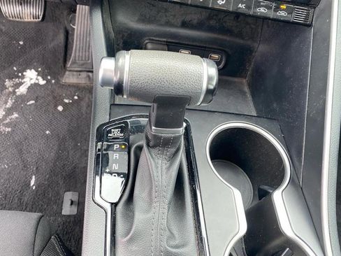 Used 2023 Kia K5 LXS image 9