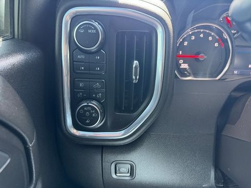 Used 2022 Chevrolet Silverado 1500 LT Trail Boss w/ Safety Package AWD/4WD image 17