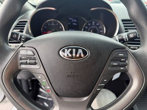 Used 2016 Kia Forte LX w/ LX Popular Plus Package FWD image 25