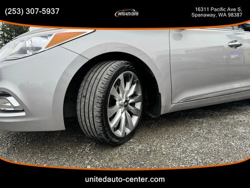 Used 2012 Hyundai Azera w/ Technology Pkg image 21