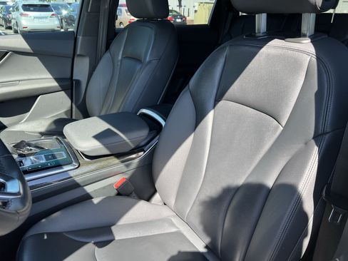 Used 2022 Audi Q7 3.0T Premium Plus AWD/4WD image 16