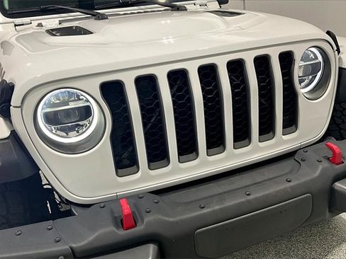 Used 2020 Jeep Gladiator Rubicon image 32