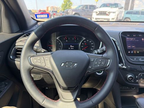 Used 2024 Chevrolet Equinox RS FWD image 17