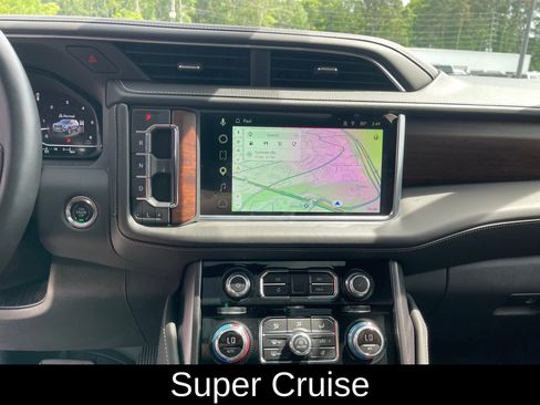 Used 2023 GMC Yukon Denali Ultimate image 17