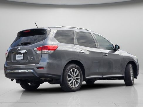 Used 2016 Nissan Pathfinder SV AWD/4WD image 20