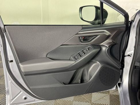 Certified 2025 Subaru Impreza 2.0i image 11