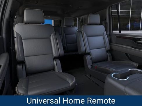 New 2026 Chevrolet Suburban Premier AWD/4WD image 19