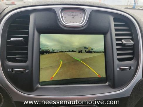 Used 2022 Chrysler 300 Touring L RWD image 25