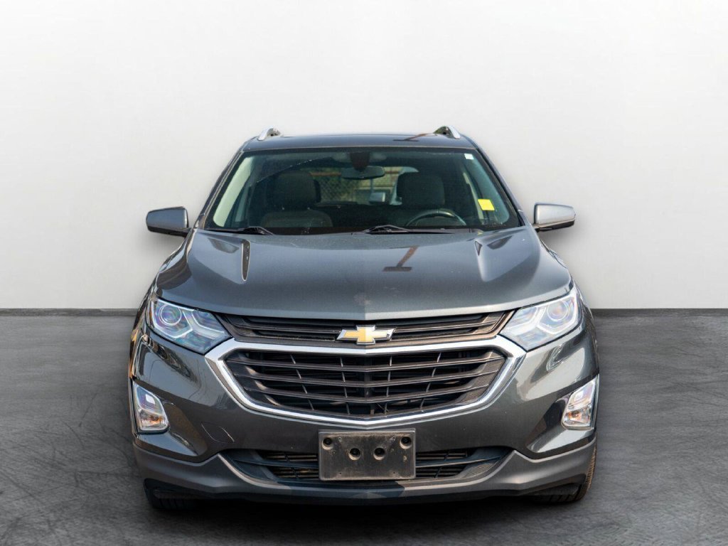 Used 2018 Chevrolet Equinox LT w/ Sun & Infotainment Package AWD/4WD image 2