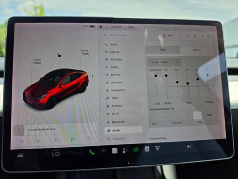 Used 2022 Tesla Model Y Long Range AWD/4WD image 59