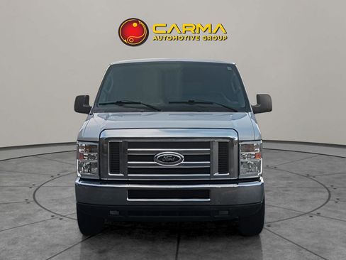 Used 2014 Ford E-350 and Econoline 350 XLT image 50