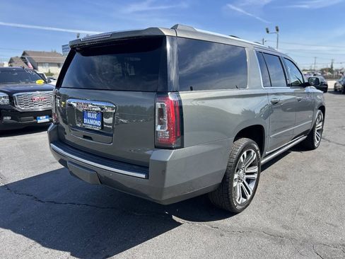 Used 2017 GMC Yukon XL Denali w/ Open Road Package AWD/4WD image 6